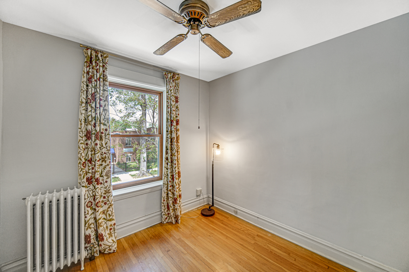 1044 S East Avenue Property Photo 14