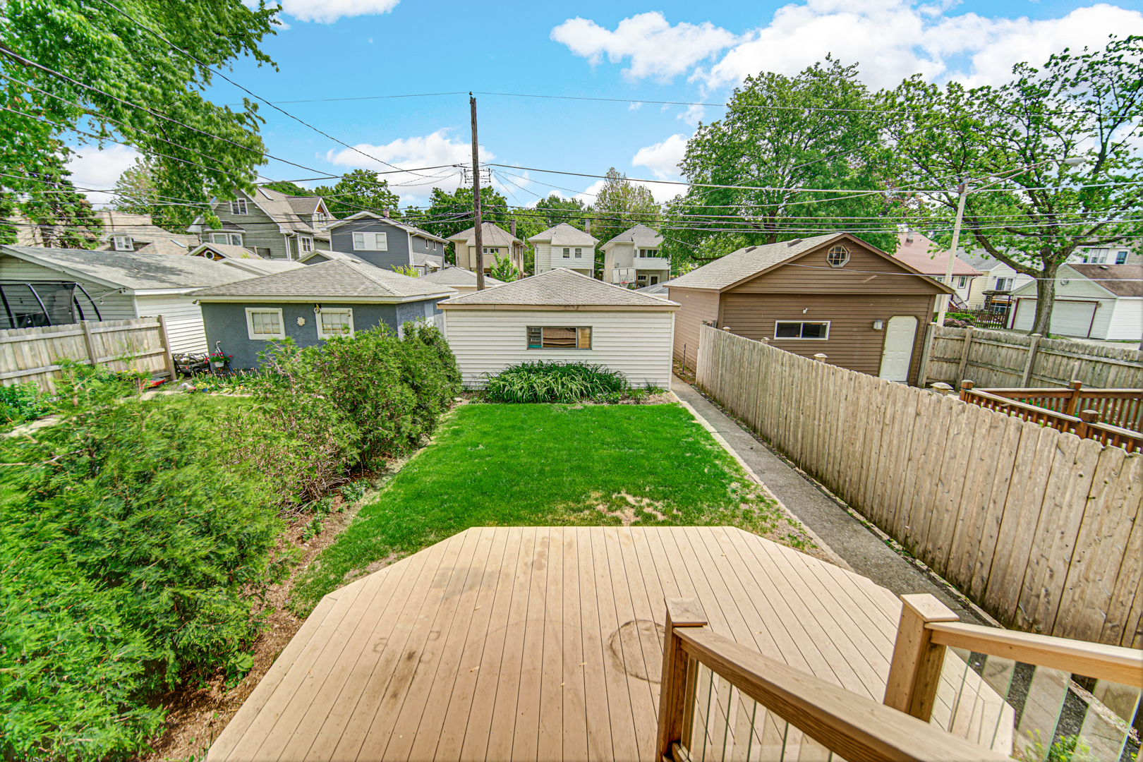 1044 S East Avenue Property Photo 23