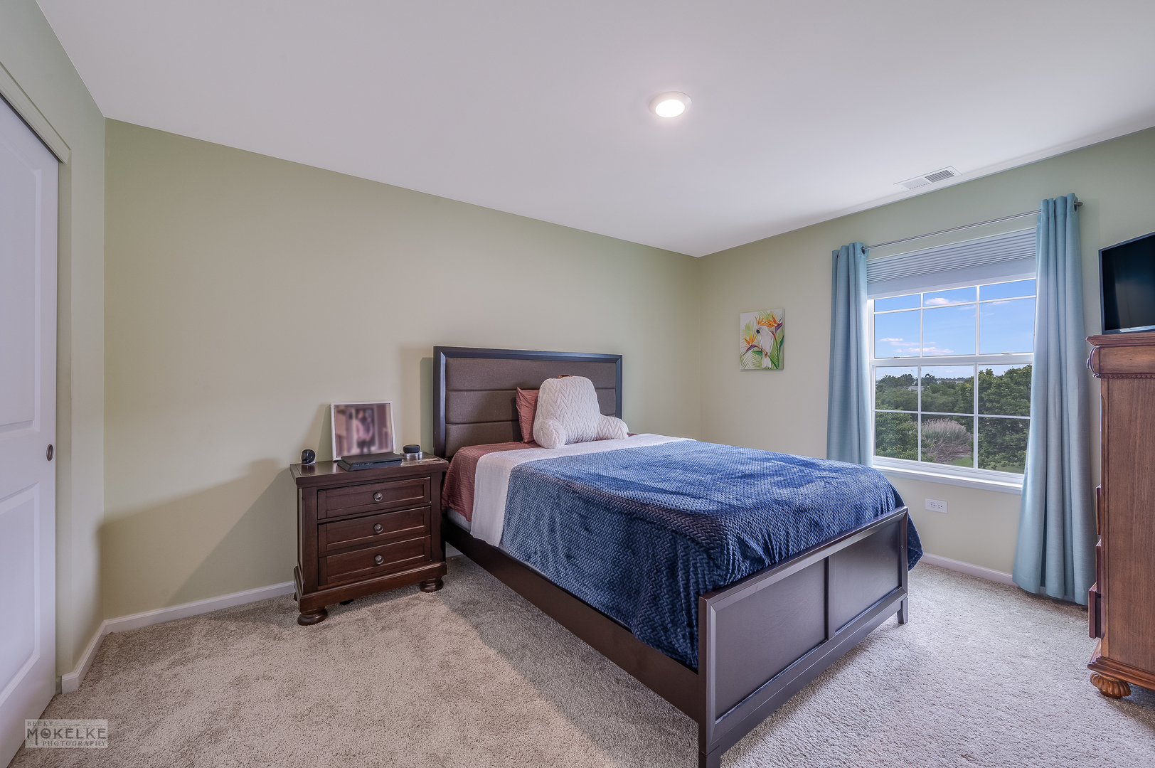 173 Lakeshore Drive Property Photo 9