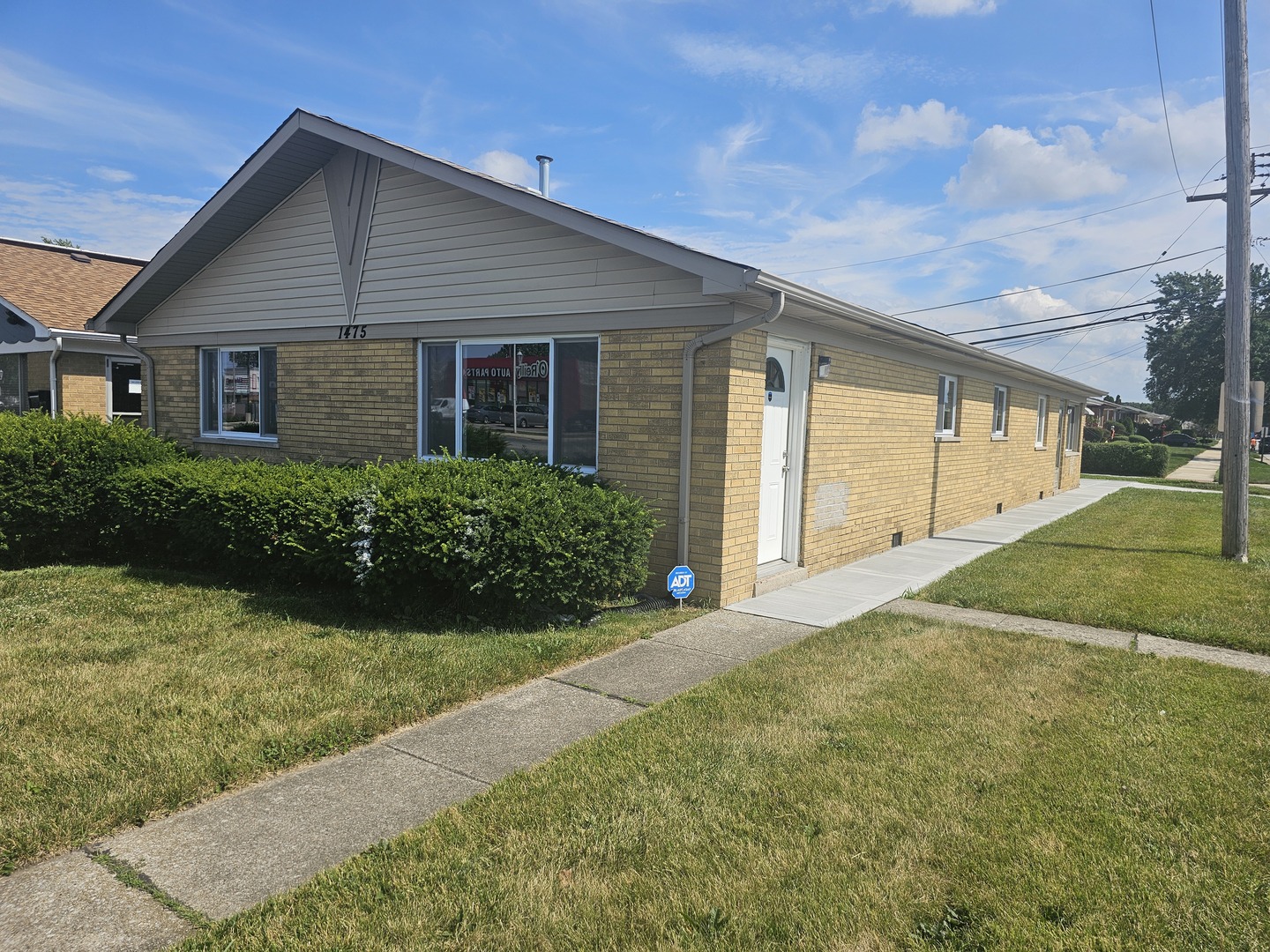 1475 Sibley Boulevard Property Photo 1
