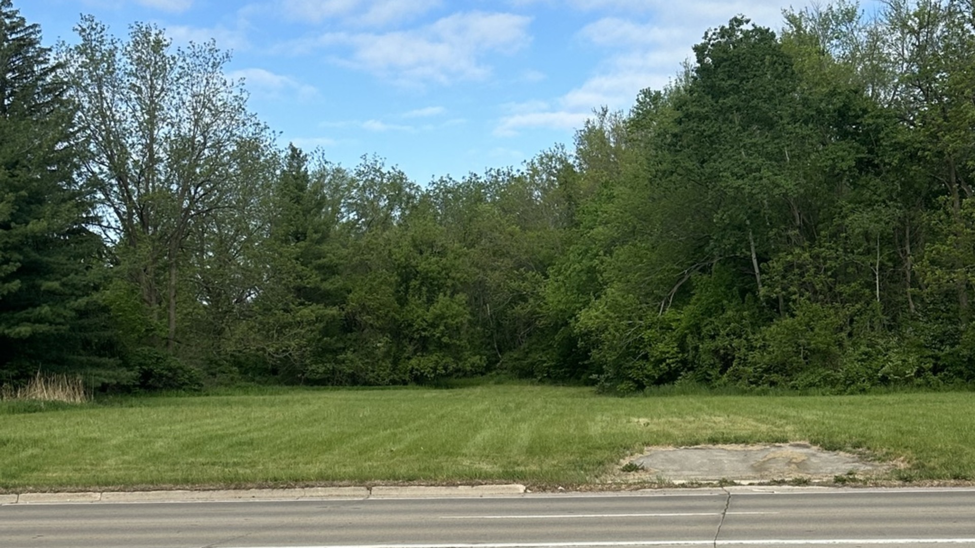 803 S Mulford Road Property Photo 2
