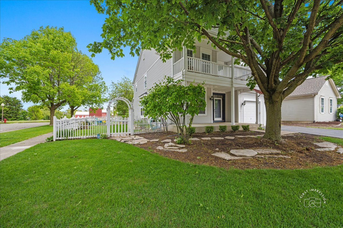 343 Diane Court Property Photo 3