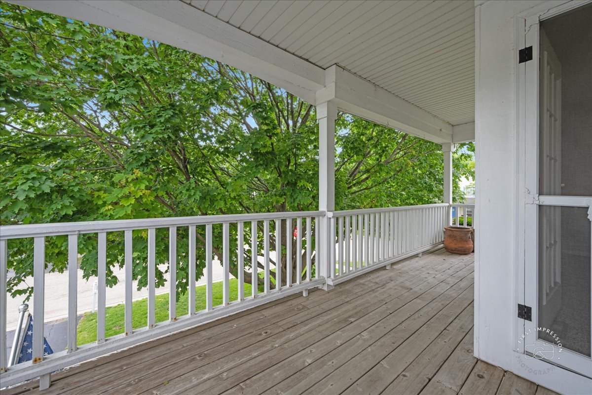 343 Diane Court Property Photo 16