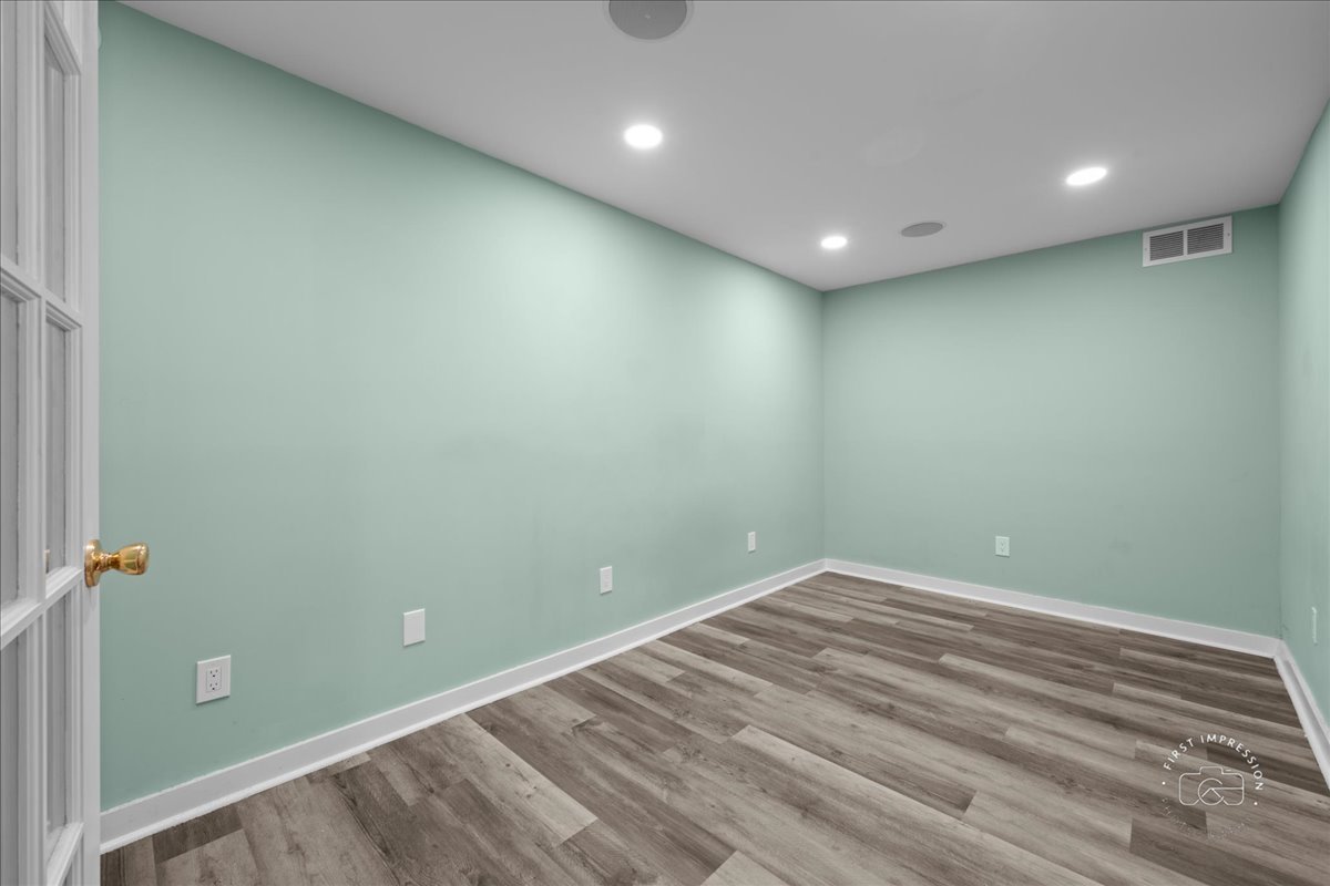 343 Diane Court Property Photo 20