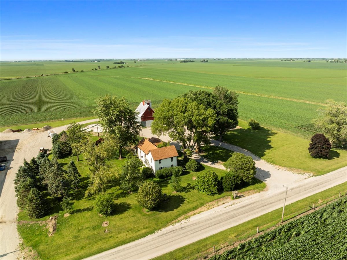 23875 E 00 N Road Property Photo 1