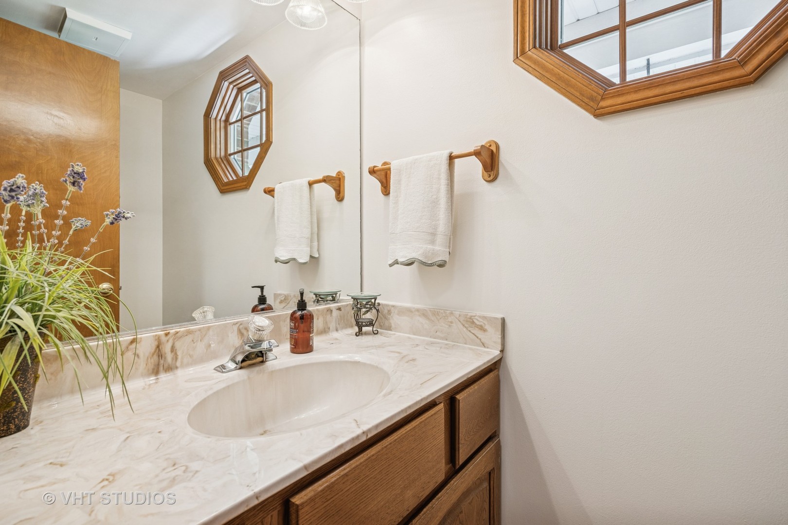 5808 Amherst Court Property Photo 18