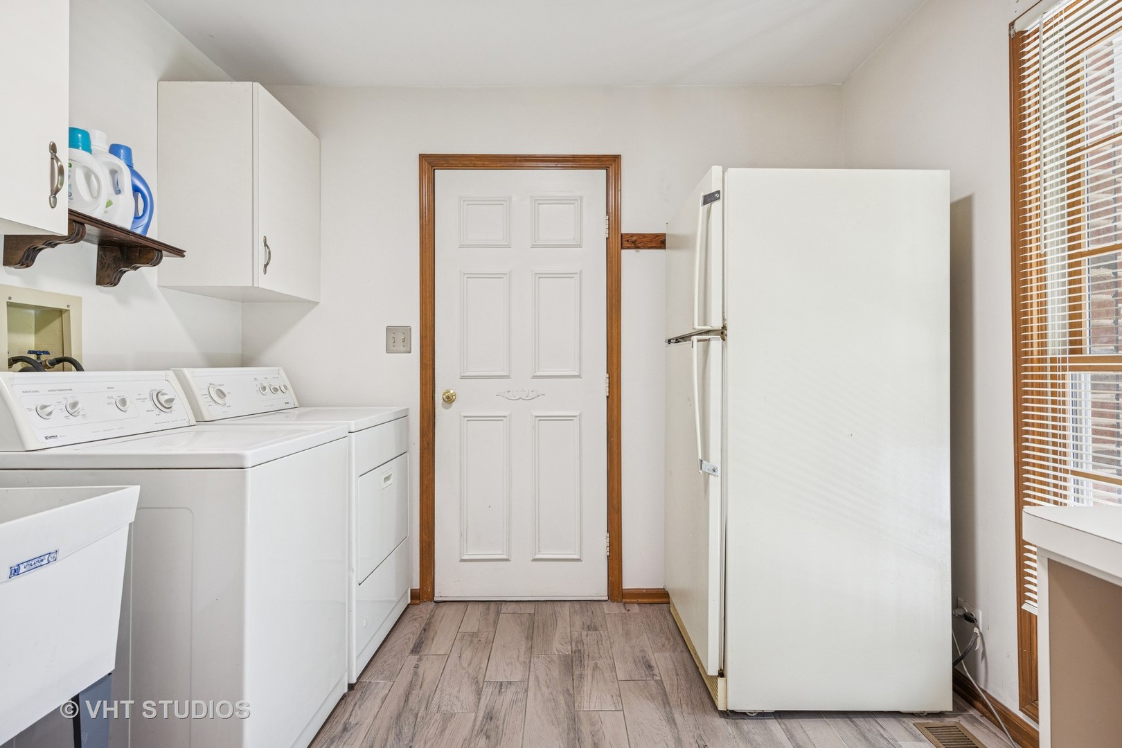 5808 Amherst Court Property Photo 19