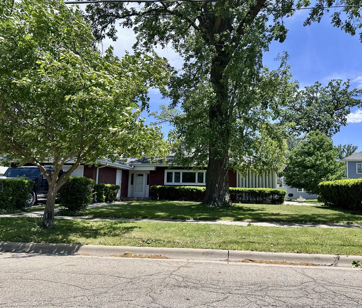 316 Guthrie Street Property Photo 18