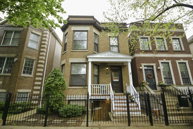 1721 W Nelson St Property Photo 1
