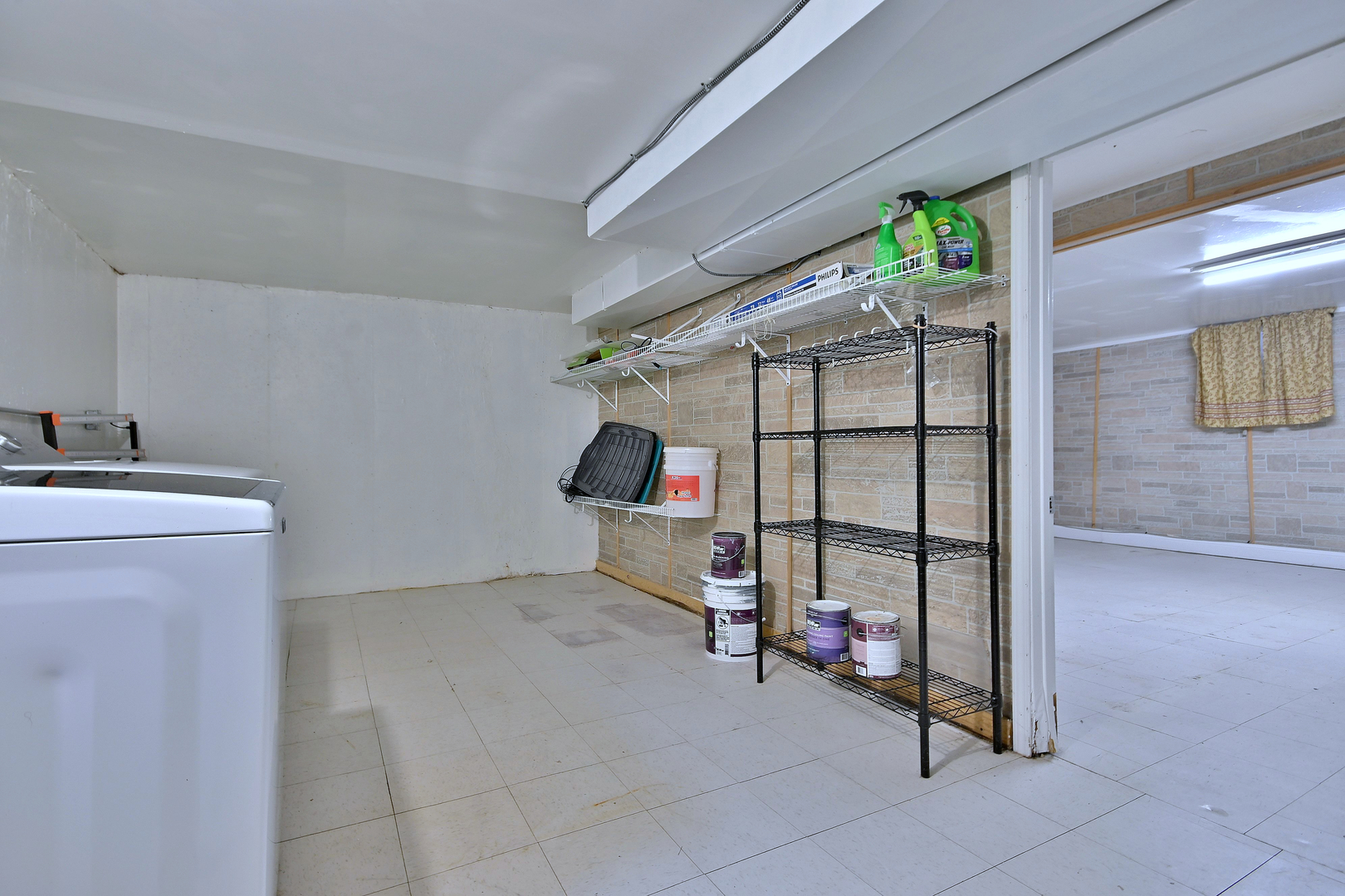 862 Colonial Dr Property Photo 19