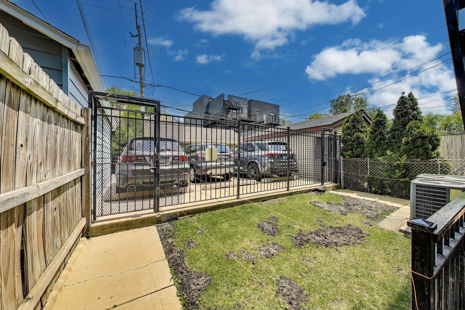 847 N Damen Avenue 2r Property Photo 44