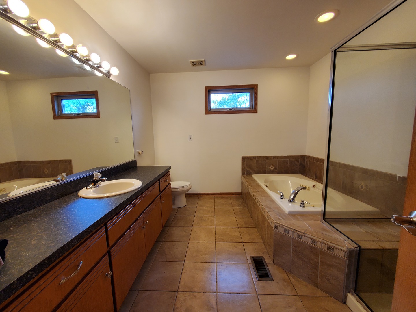 22503 State St Property Photo 13