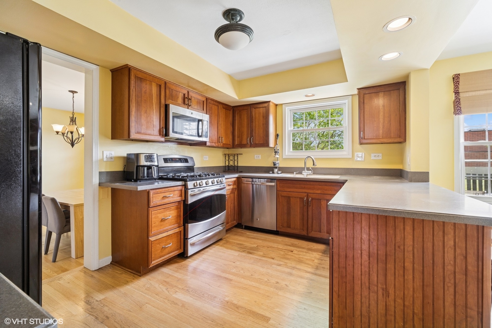 846 Dunhill Drive Property Photo 8