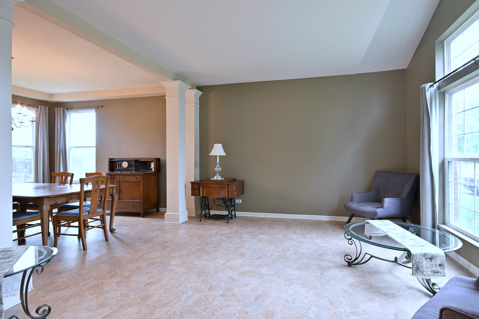 24316 W Bristol Ave Property Photo 8