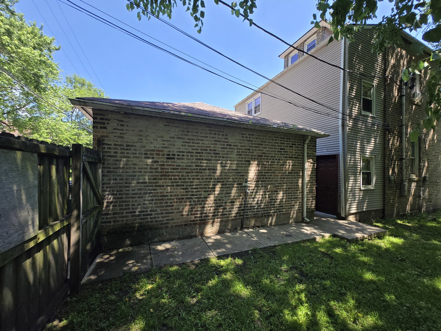 8200 S Escanaba Avenue Property Photo 50