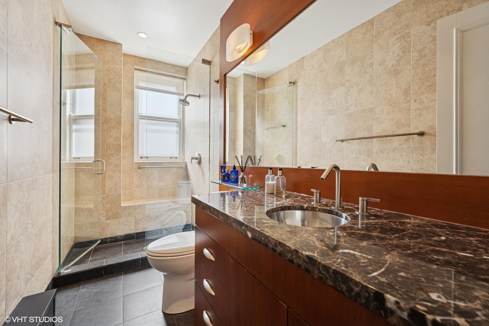 3400 N Lake Shore Drive 6a Property Photo 16