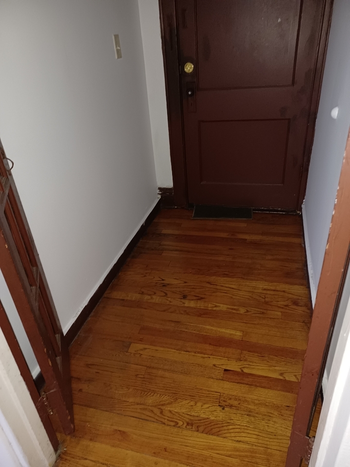 8056 S Burnham Avenue Property Photo 12