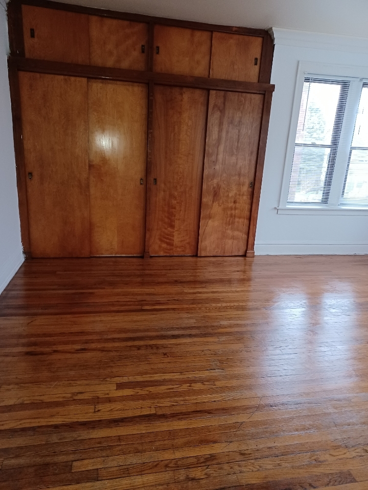 8056 S Burnham Avenue Property Photo 13