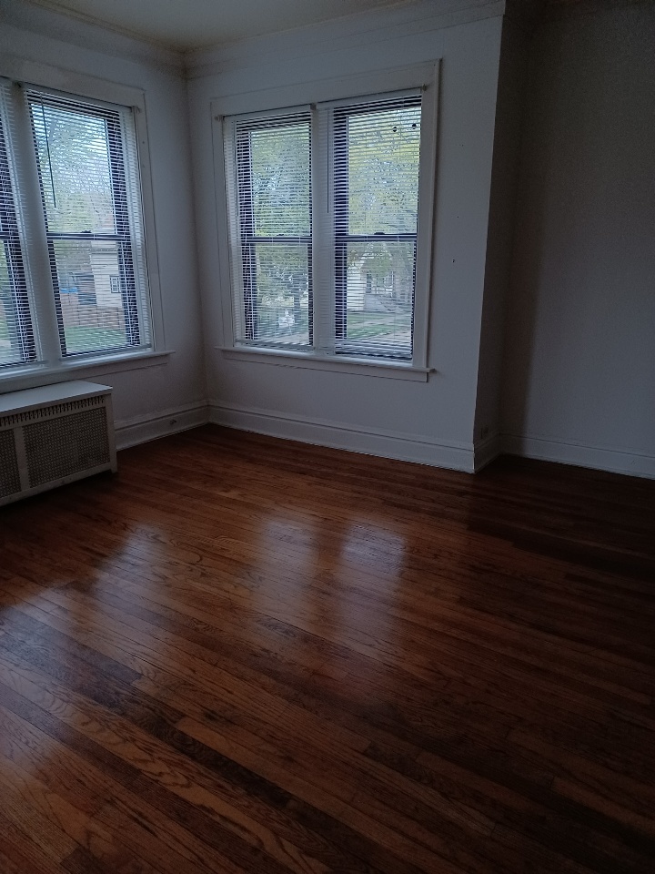 8056 S Burnham Avenue Property Photo 15