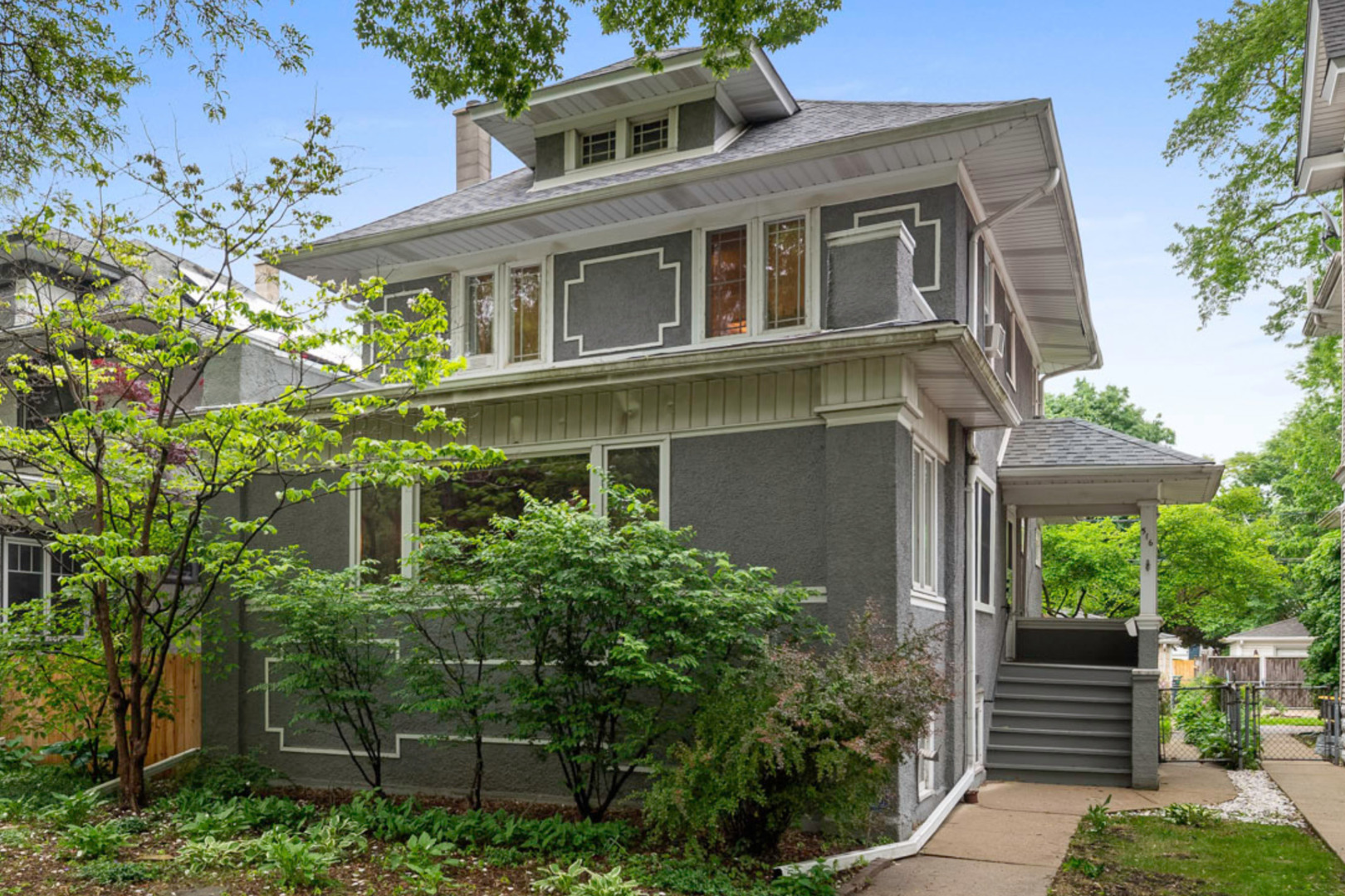 516 Clinton Avenue Property Photo 1