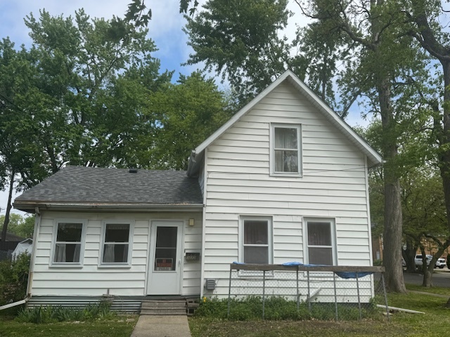 303 W Prairie Street Property Photo 1