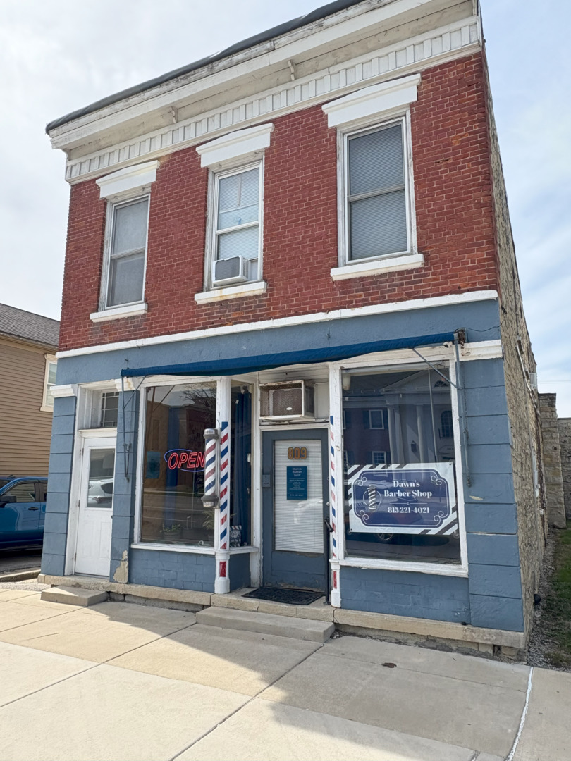 809 S State St Property Photo 1