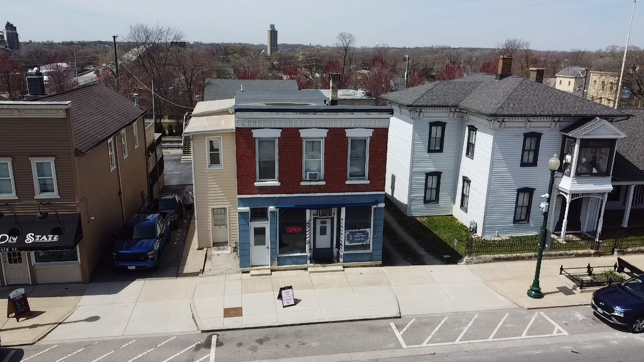 809 S State St Property Photo 3