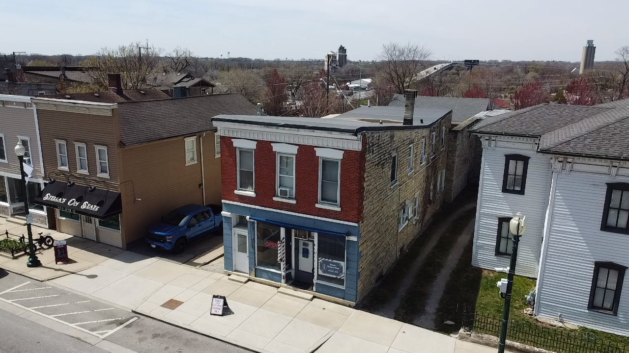 809 S State St Property Photo 11