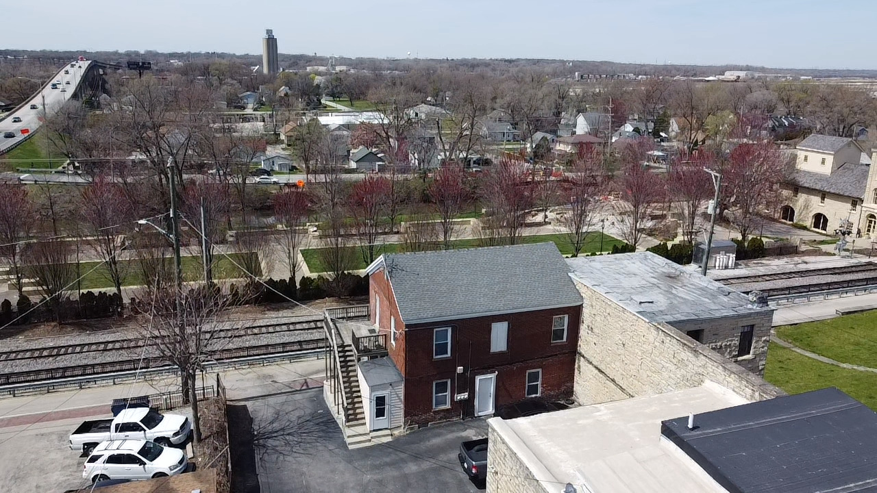 809 S State St Property Photo 15