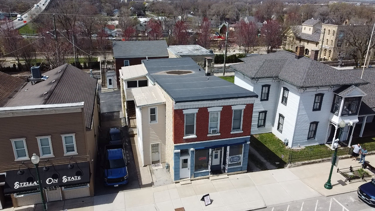 809 S State St Property Photo 16