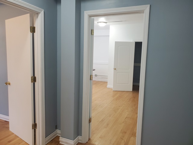 1218 W Wilson Avenue Property Photo 6