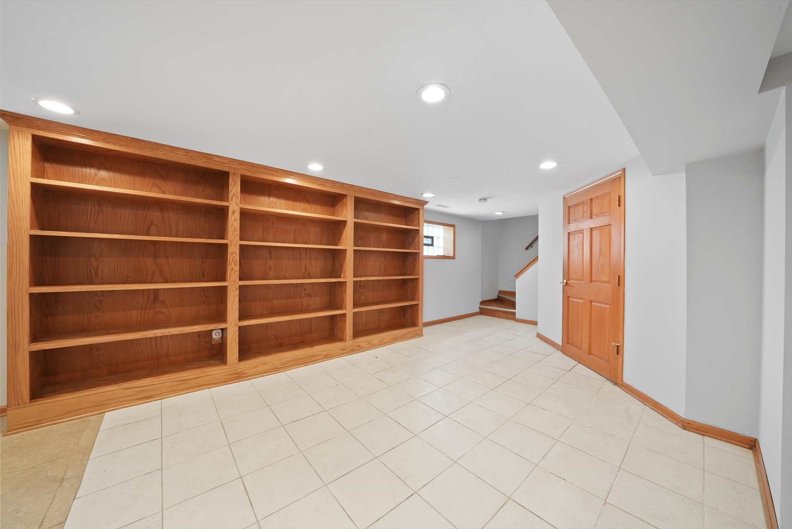 11400 S Hamlin Ave Property Photo 14