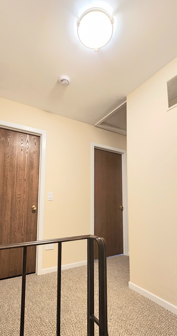 2338 S Canal St Property Photo 17
