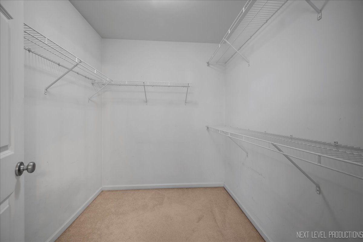 1218 Mariemont Road C Property Photo 14