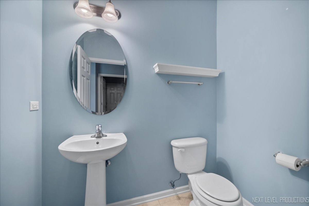 1218 Mariemont Road C Property Photo 20