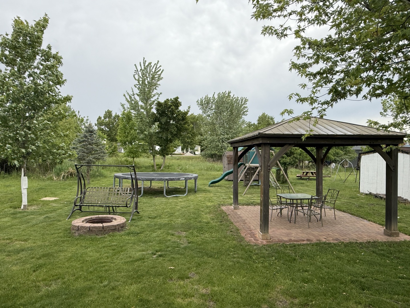 22-22 Woodhaven Lakes Property Photo 4