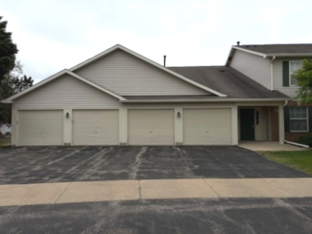 1127 N Red Oak Cir Property Photo 1