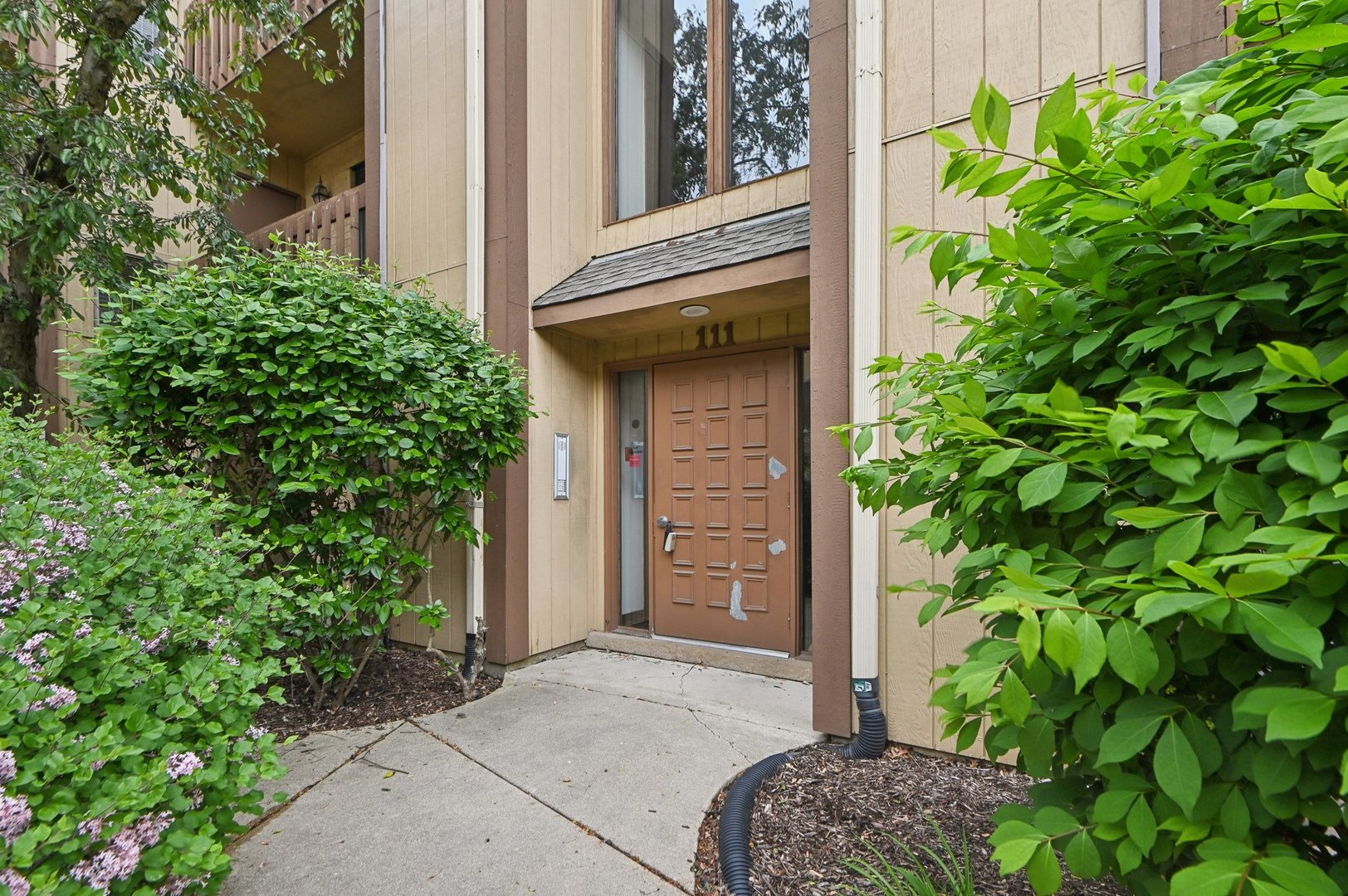 111 Olesen Drive 3f Property Photo 3