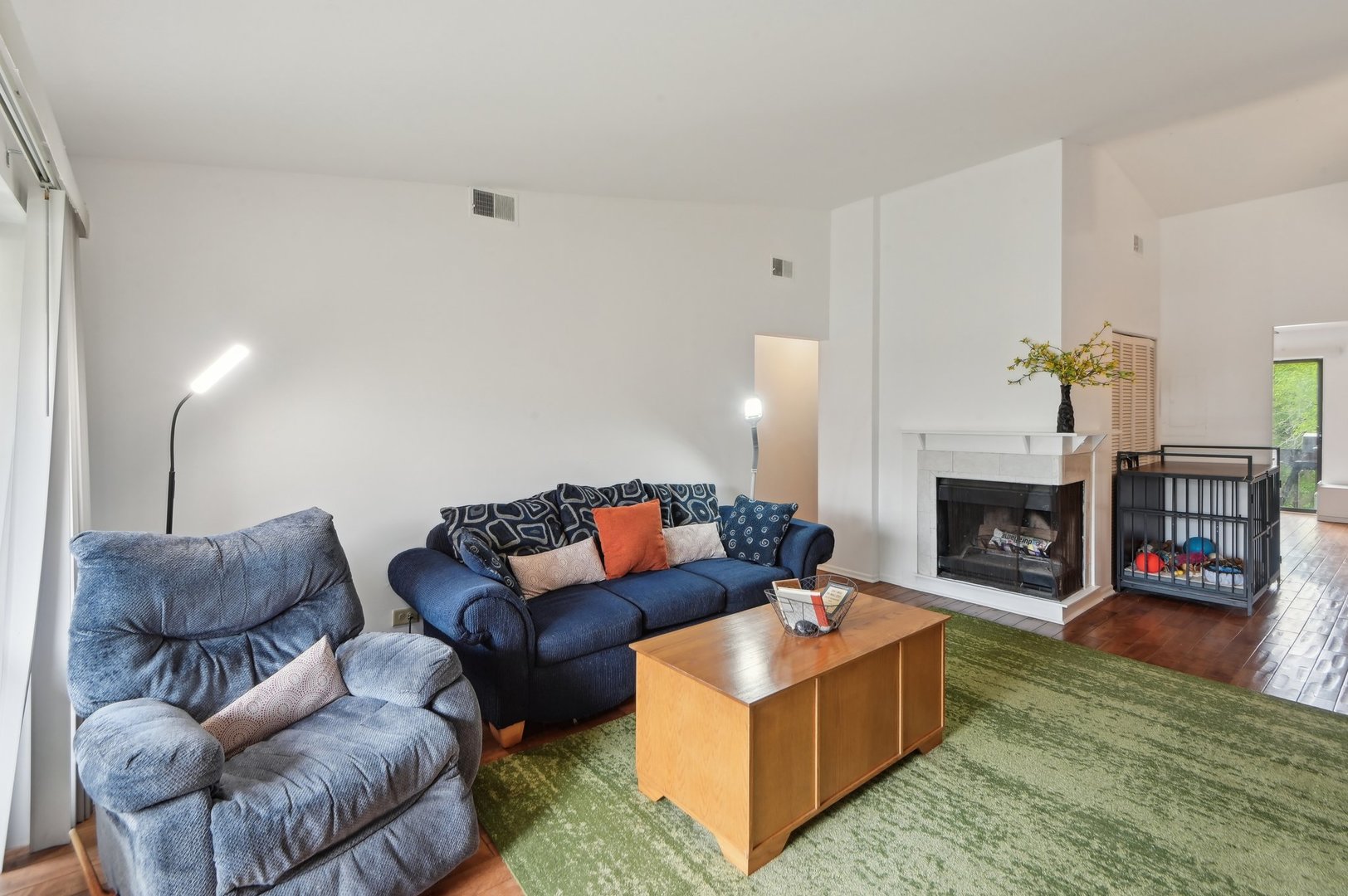 111 Olesen Drive 3f Property Photo 6