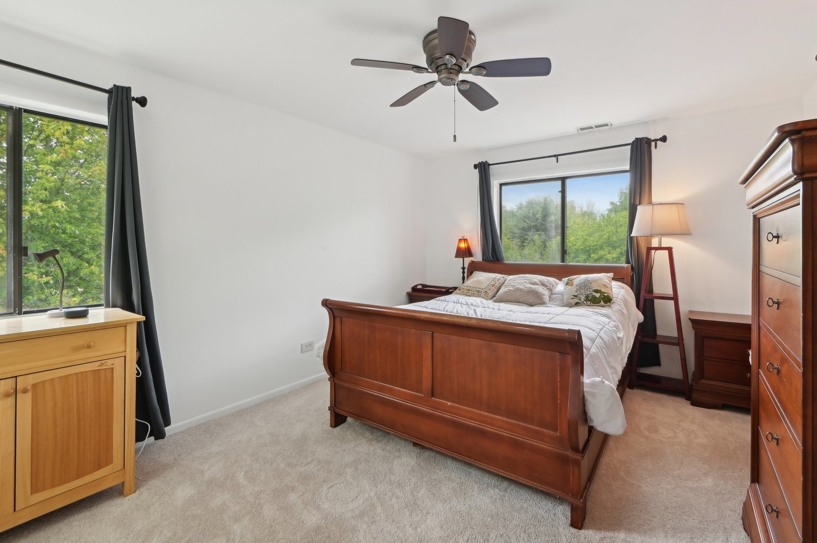 111 Olesen Drive 3f Property Photo 14