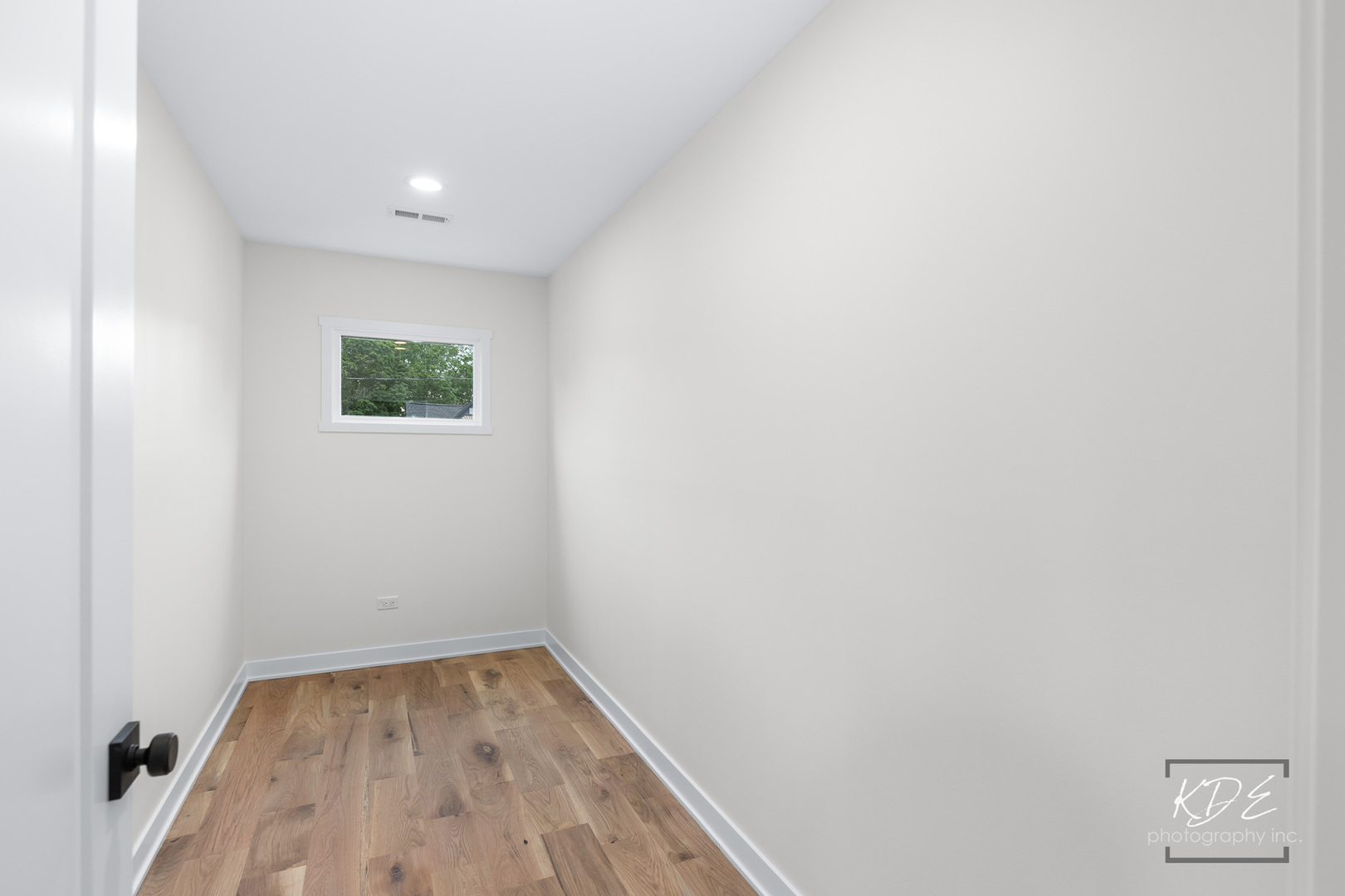 715 N Brainard Street Property Photo 30