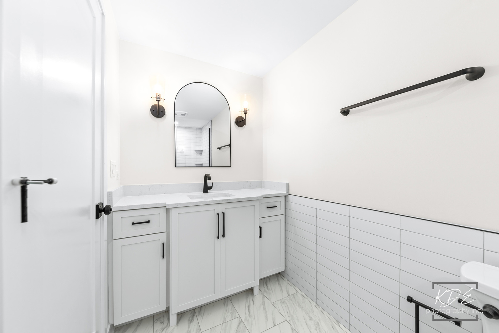 715 N Brainard Street Property Photo 44