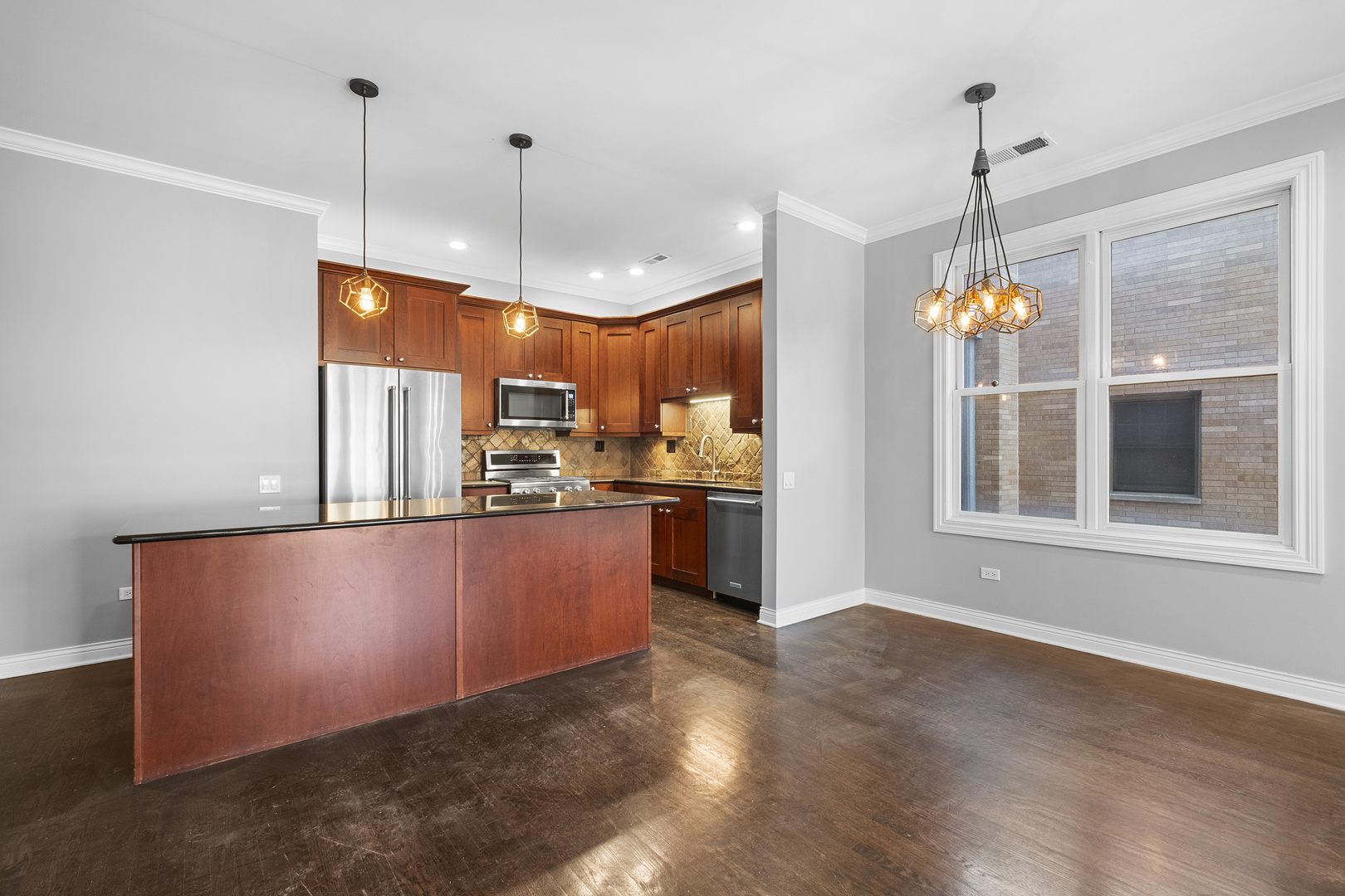 1355 W Washington Boulevard 4d Property Photo 14