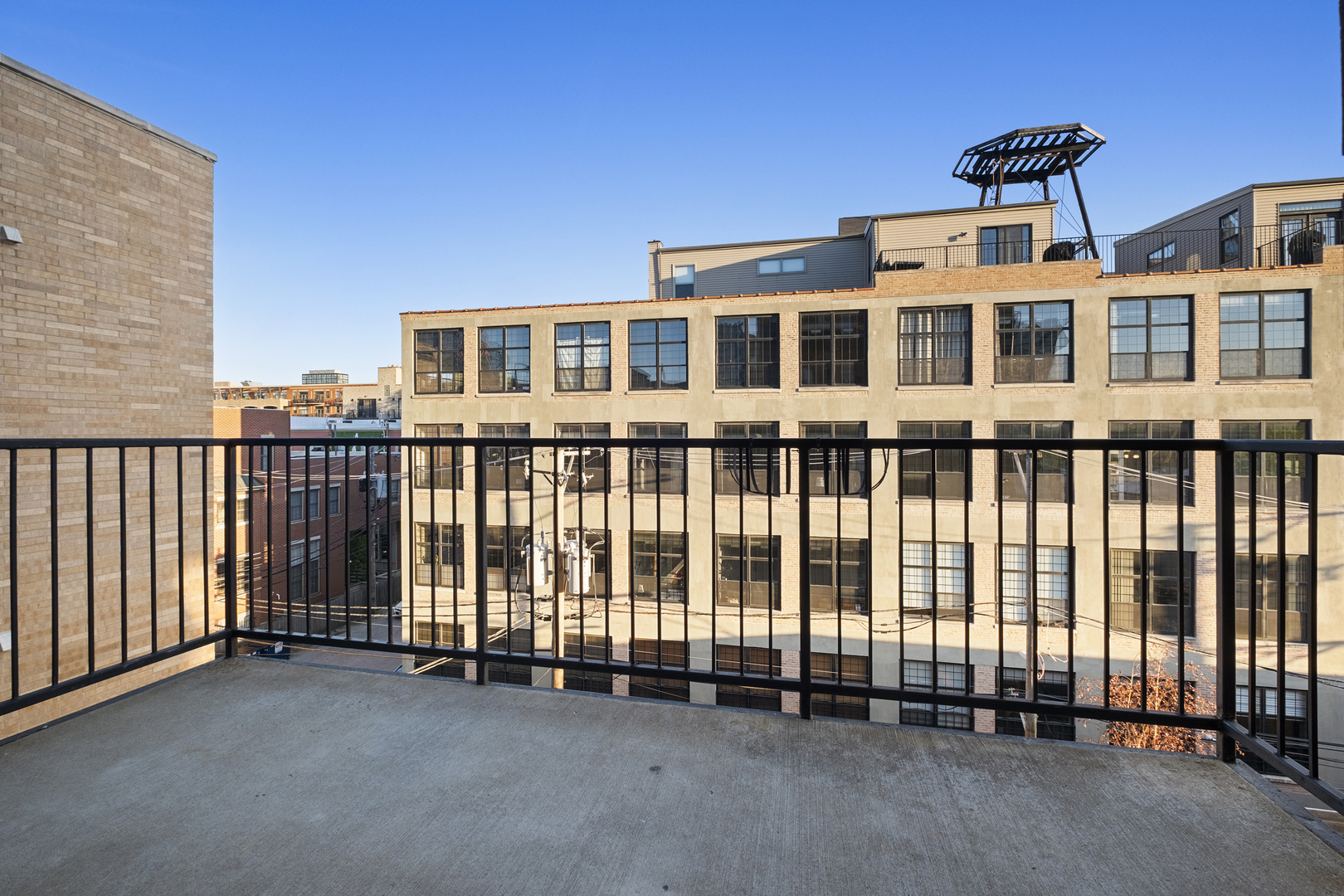 1355 W Washington Boulevard 4d Property Photo 23