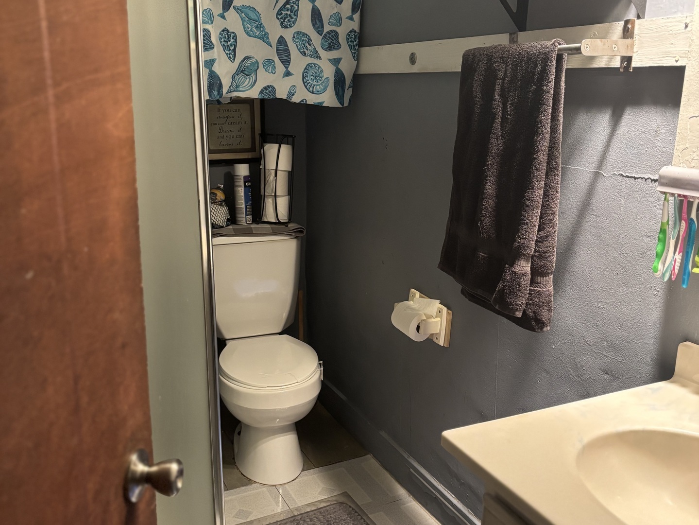 484 Hickory Pl Property Photo 13