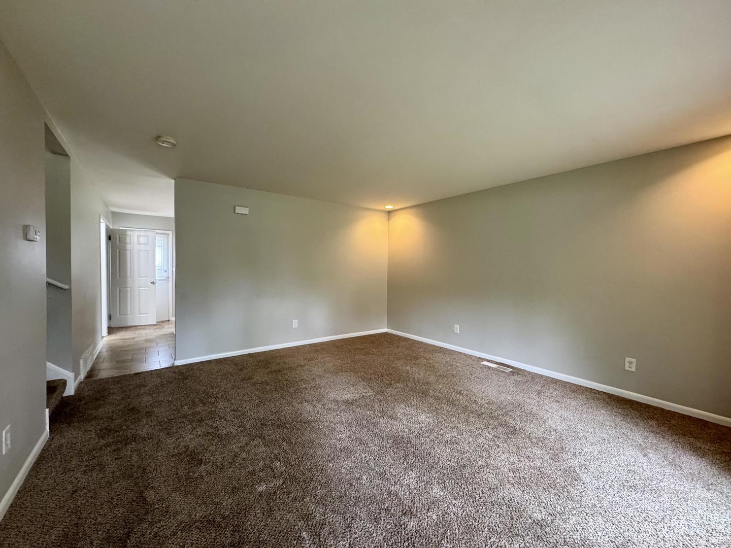 824 Dartmouth Avenue Property Photo 2