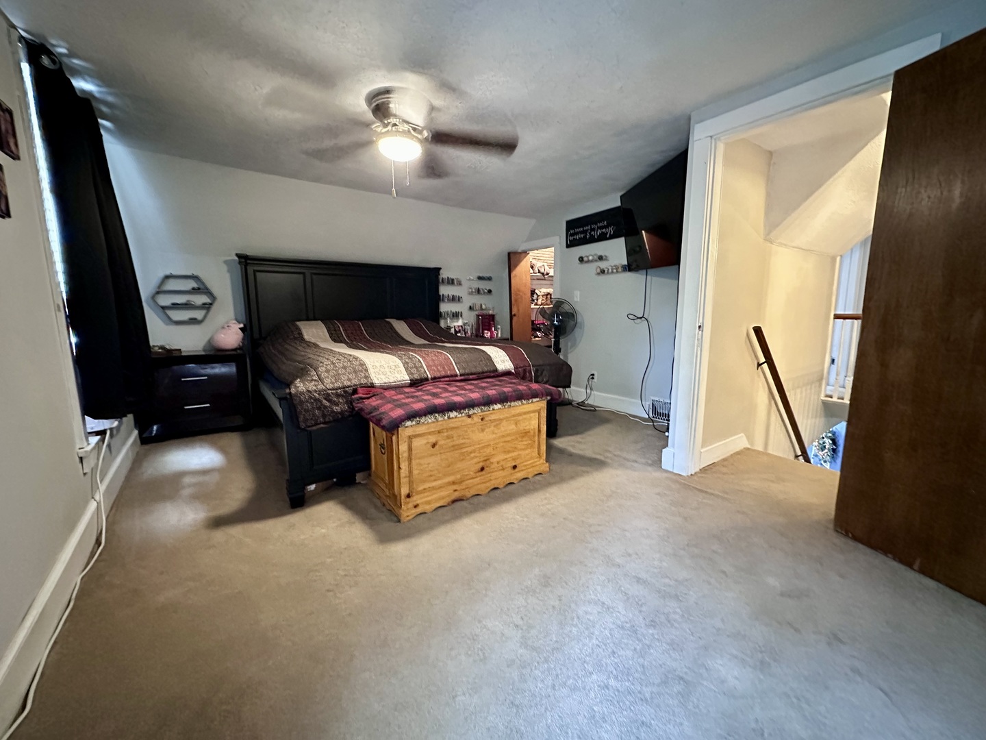910 Locust Street Property Photo 13