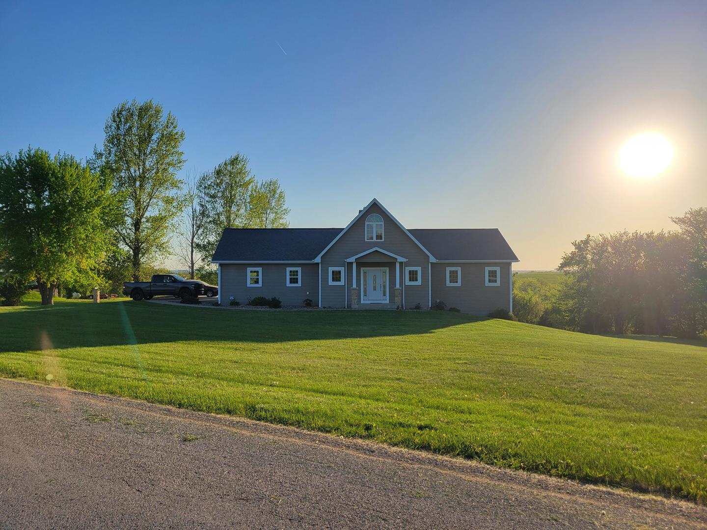7648 N Indian Ridge Road Property Photo 1