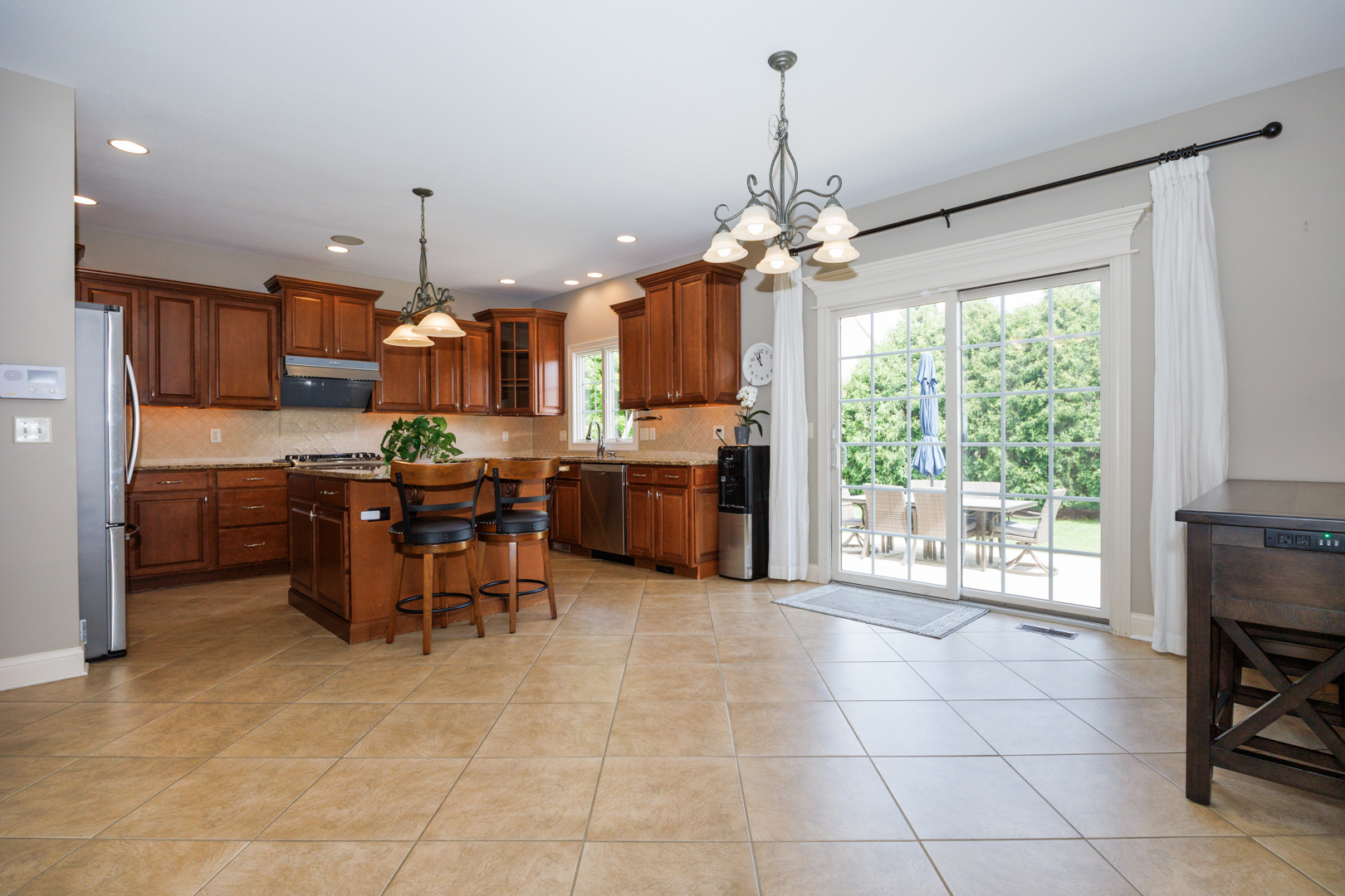 2814 Stevenson Drive Property Photo 8