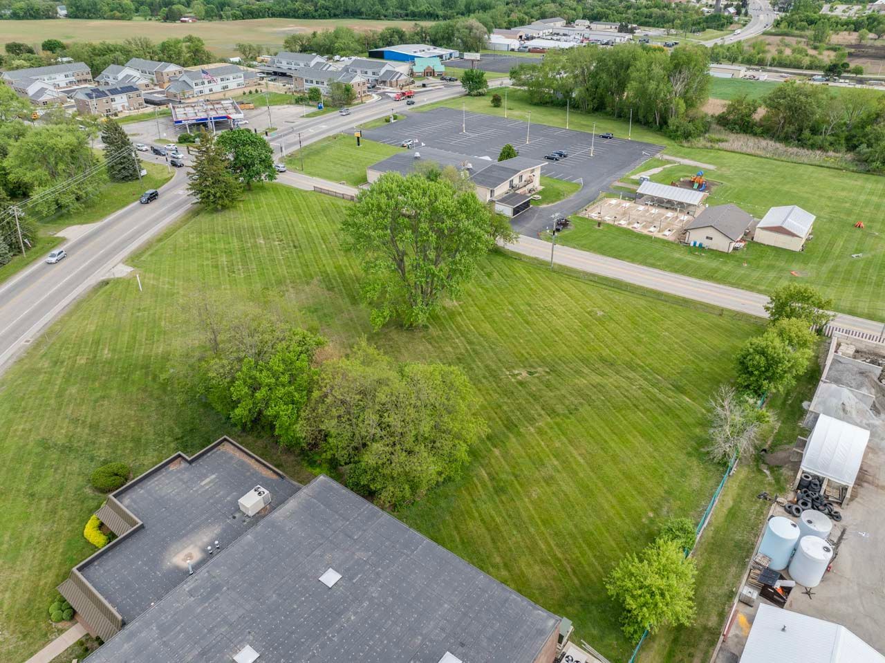 3603 N Richmond Road Property Photo 4